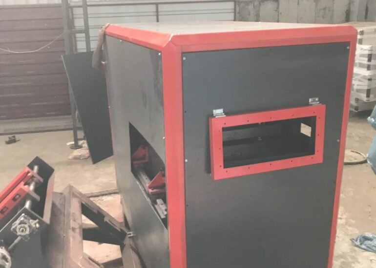 Punch Press (Delme Pres) Nedir, Nerede Kullanılır?